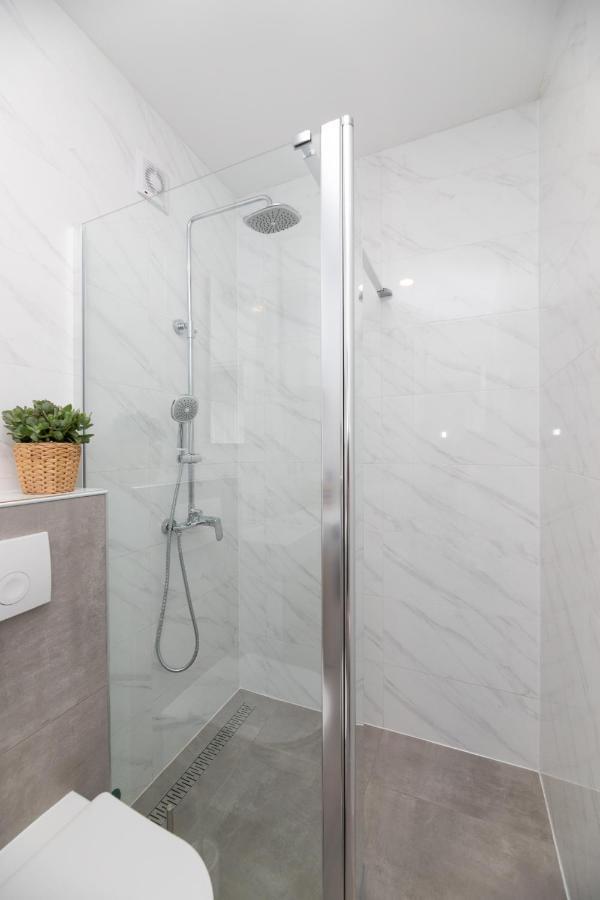 Apartman Ruzica Pucisca Luaran gambar