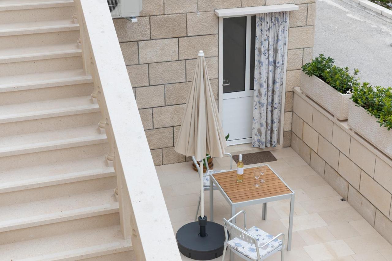 Apartman Ruzica Pucisca Luaran gambar